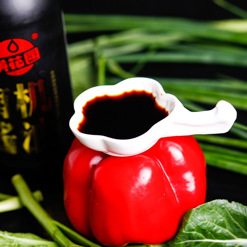 Will soy sauce turn black